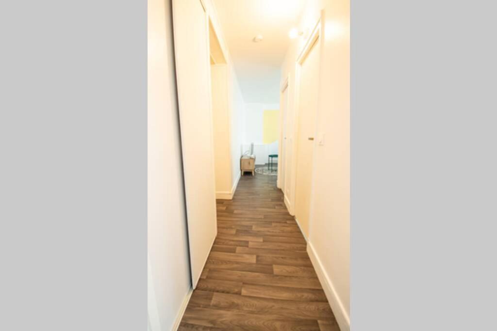 Ideal Acces Aux Portes De Paris 까셩 외부 사진